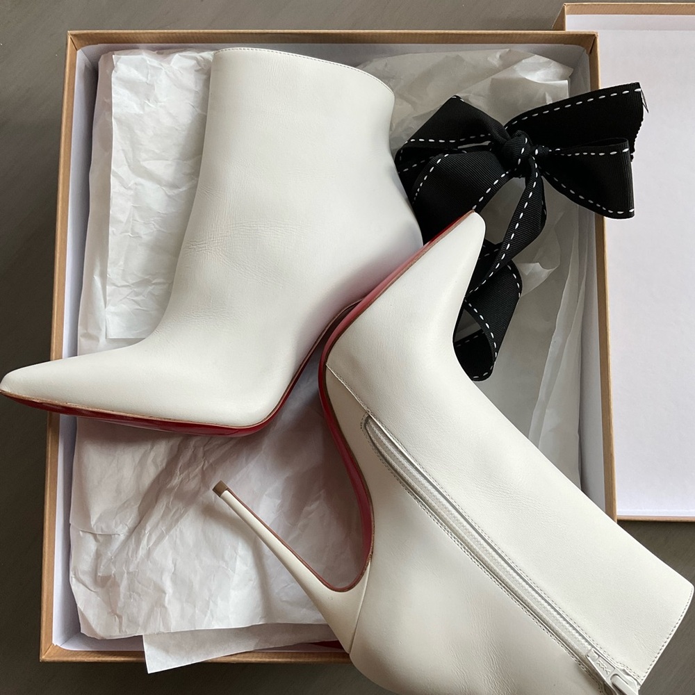 Christian Loboutin So Kate Latte 100MM Bootie